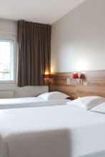 Hotel Hotel The Originals Colmar Gare photo 5