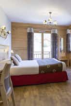 Hotel Chalet-HotelLe Beausoleil, The Originals Relais photo 2