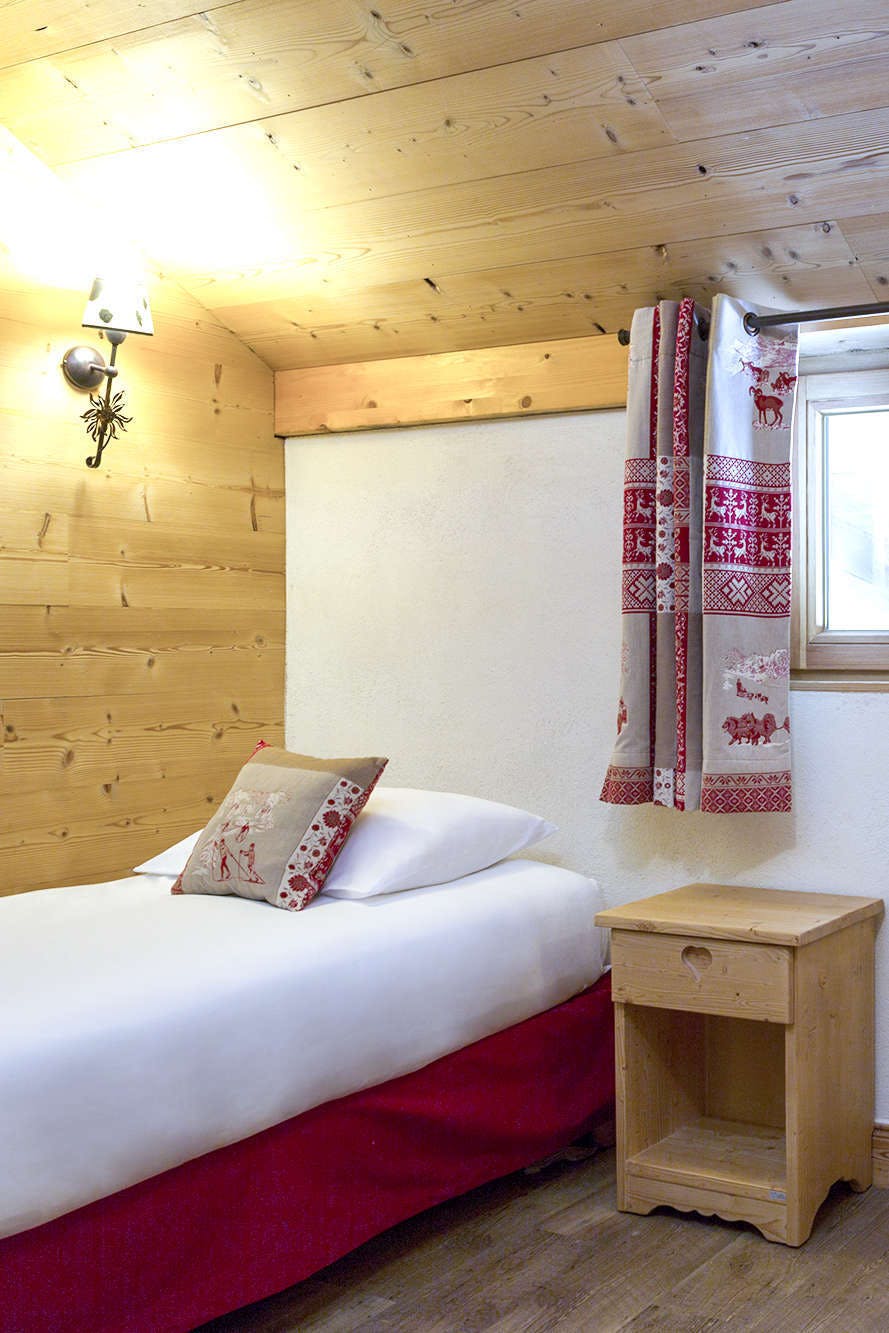 Hotel Chalet-HotelLe Beausoleil, The Originals Relais photo 4