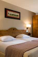 Hotel The Originals City, Hotel Porte de Geneve, Annemasse Sud photo 2