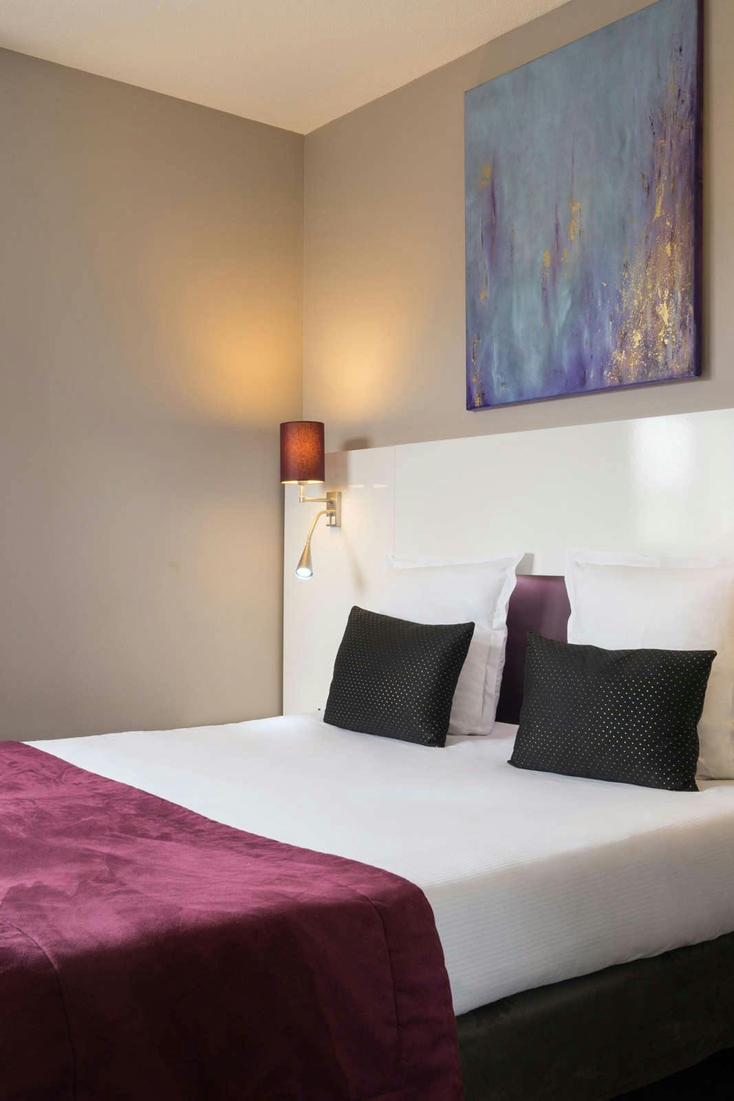 Hotel The Originals City, Hôtel Novella Confort, Nantes Est photo 4