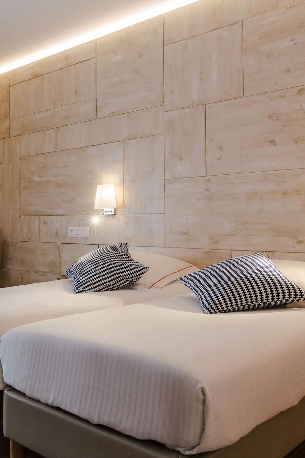 Hotel The Originals Boutique, Hotel Alize, evian-les-Bains photo 1