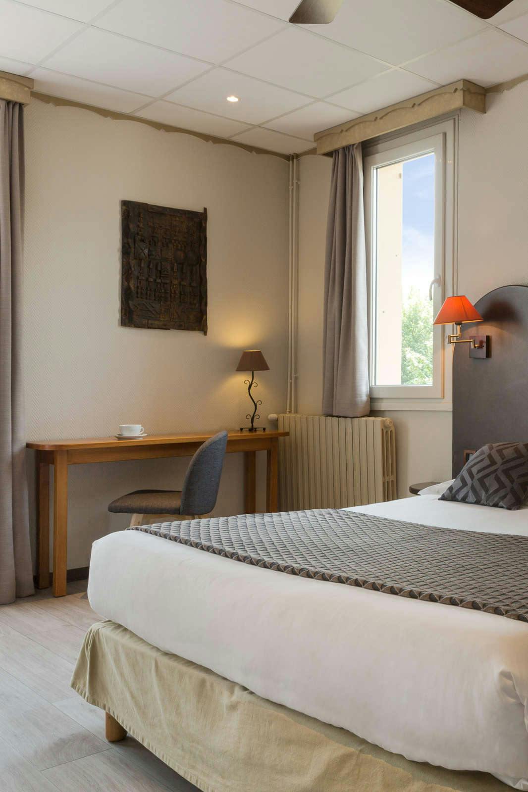 Hotel The Originals City,Hotel L'Iroko, Aix-les-Bains Grand Port photo 5