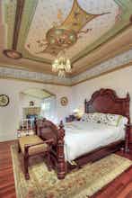 Hotel The Pink Mansion photo 4