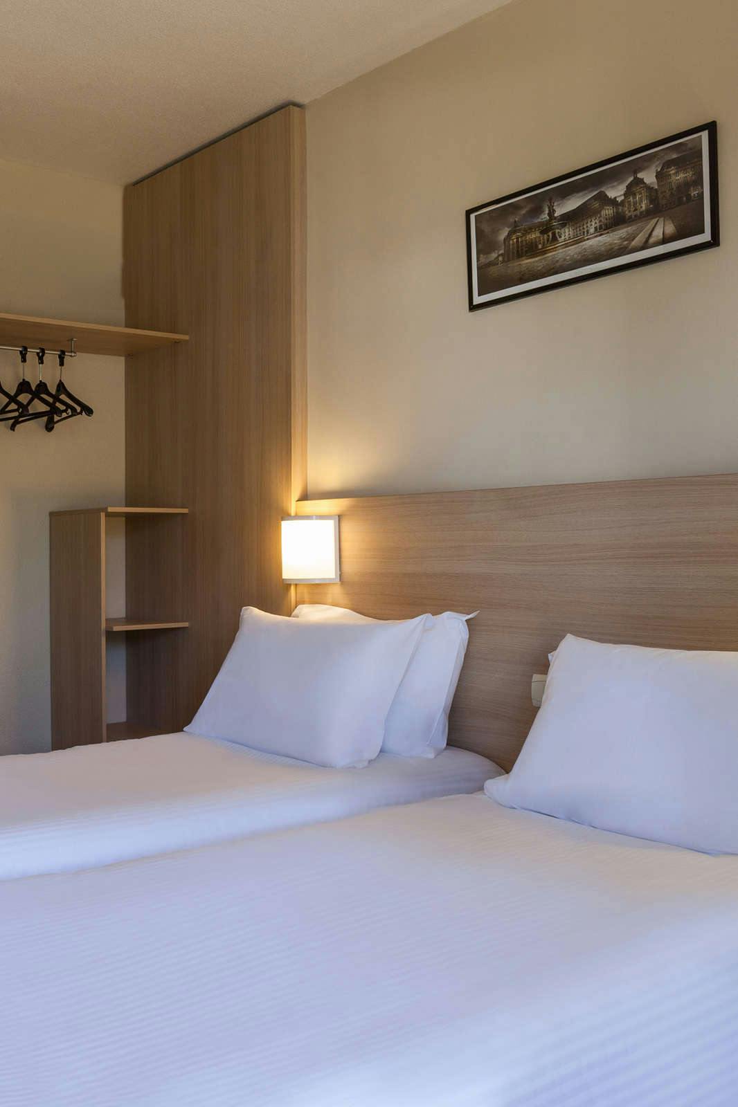 Hotel The Originals Access, Hotel Bordeaux Aeroport photo 3