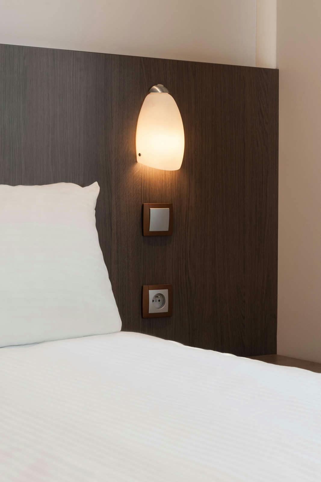 Hotel Hotel The Originals Calais Tunnel sous la Manche L'Haut' Aile photo 3