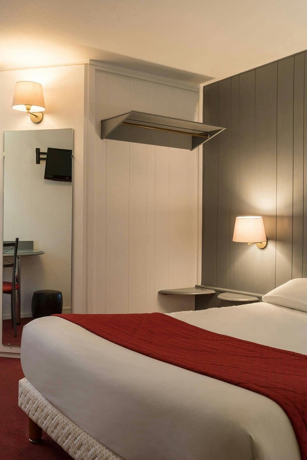 Hotel The Originals City, Hotel Ambacia, Tours Sud photo 2