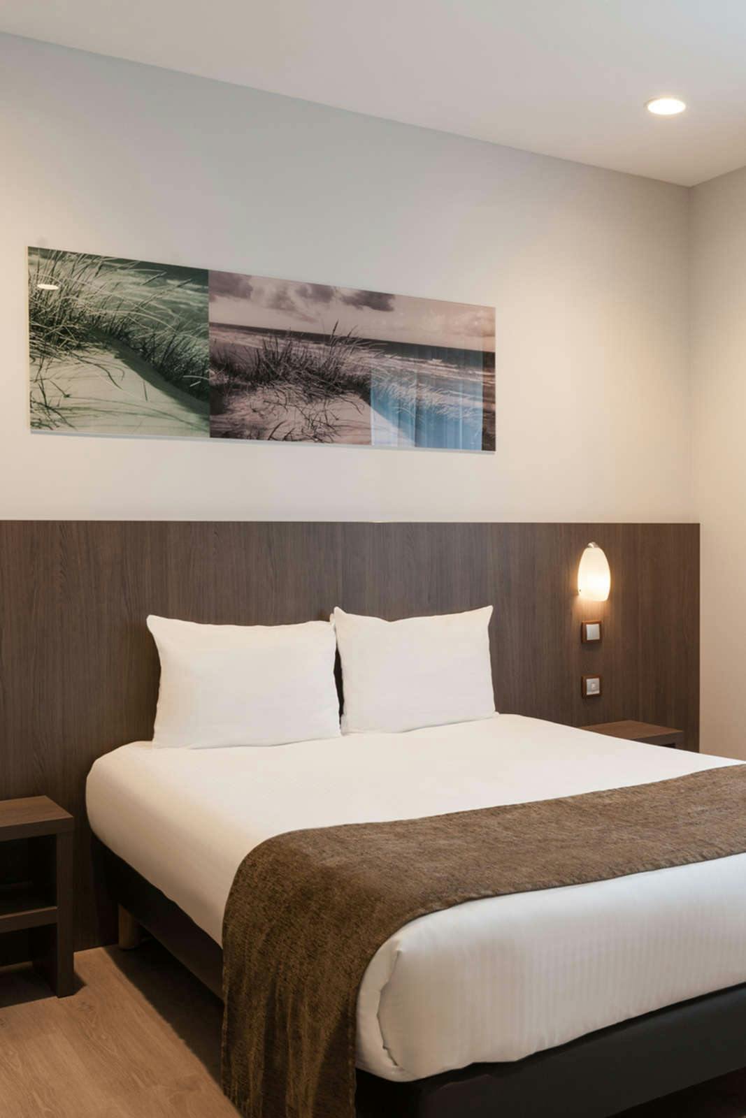 Hotel Hotel The Originals Calais Tunnel sous la Manche L'Haut' Aile photo 1