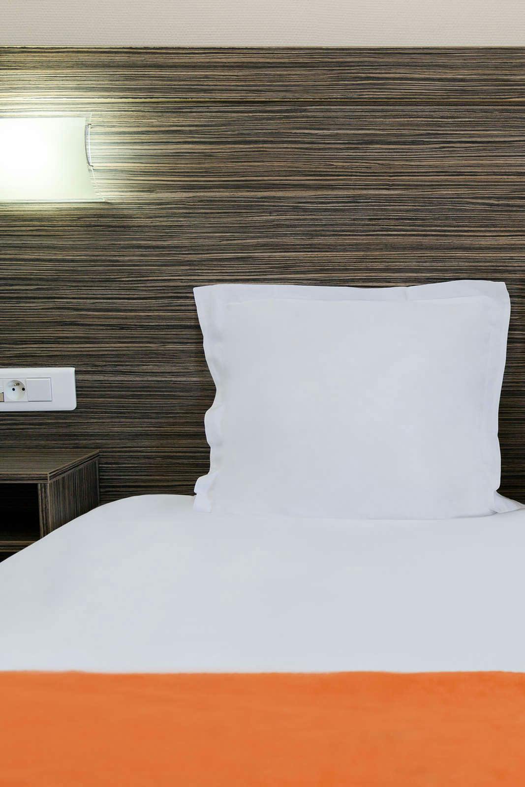 Hotel The Originals City, Hotel L'Acropole, Saint-Etienne Sud photo 2