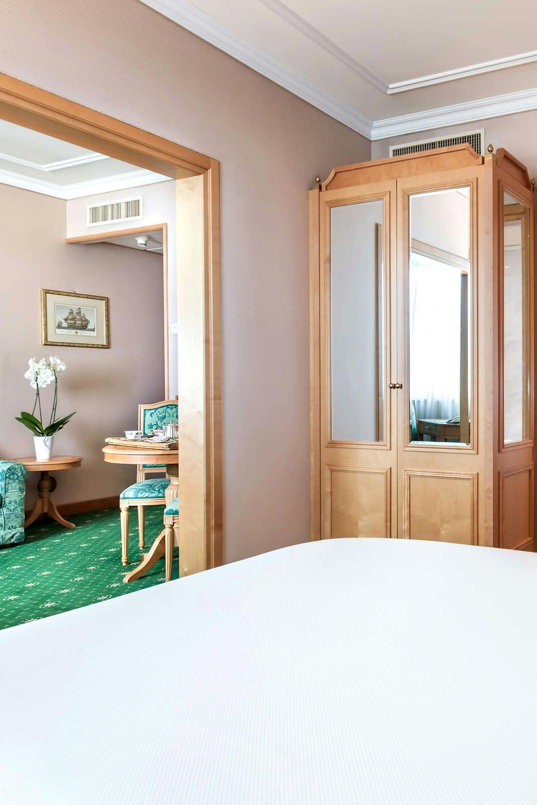 Hotel Royal Garden Hotel photo 5