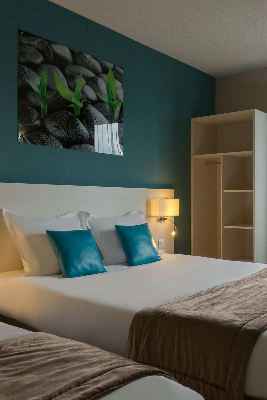 Hotel Hotel The Originals des Lys Dreux photo 3