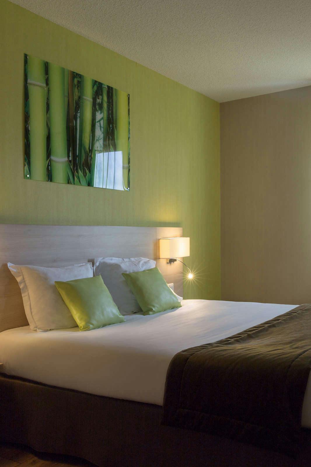 Hotel Hotel The Originals des Lys Dreux photo 1