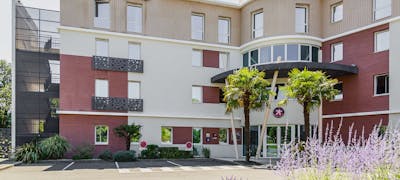 Hotel The Originals Nantes Sud Saint James