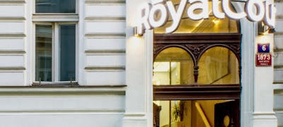 Royal Court Apartments