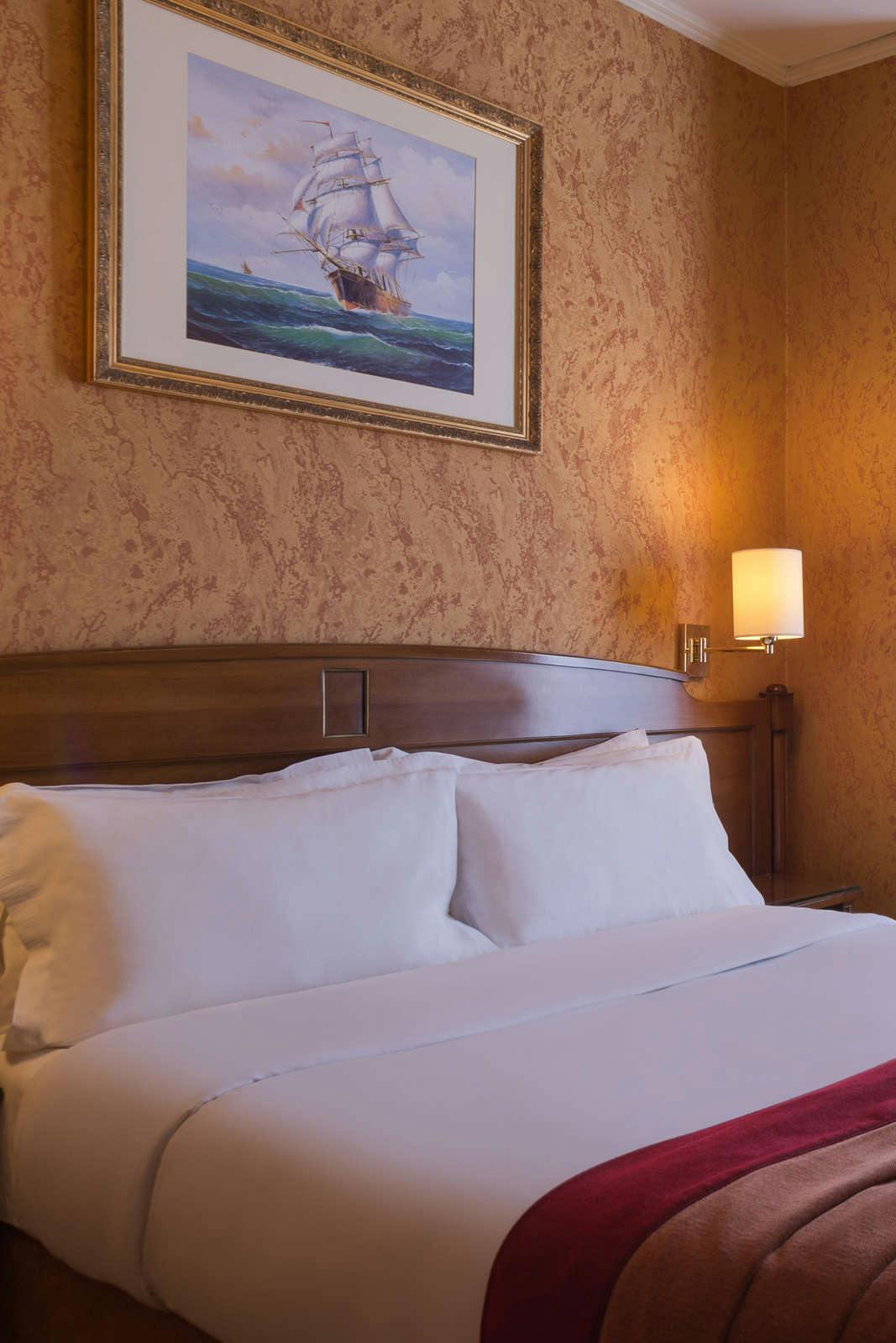 Hotel The Originals City, Hotel Paix Republique, Paris photo 3