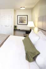Hotel Candlewood Suites Columbus Northeast photo 2
