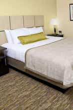 Hotel Candlewood Suites Columbus Northeast photo 1