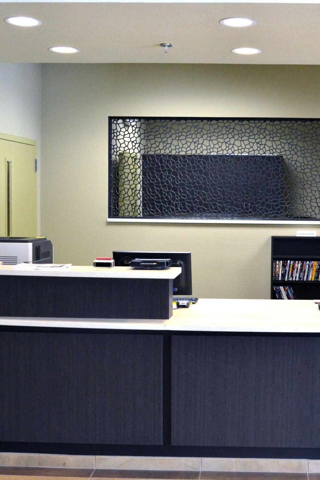 Hotel Candlewood Suites Harlingen photo 4