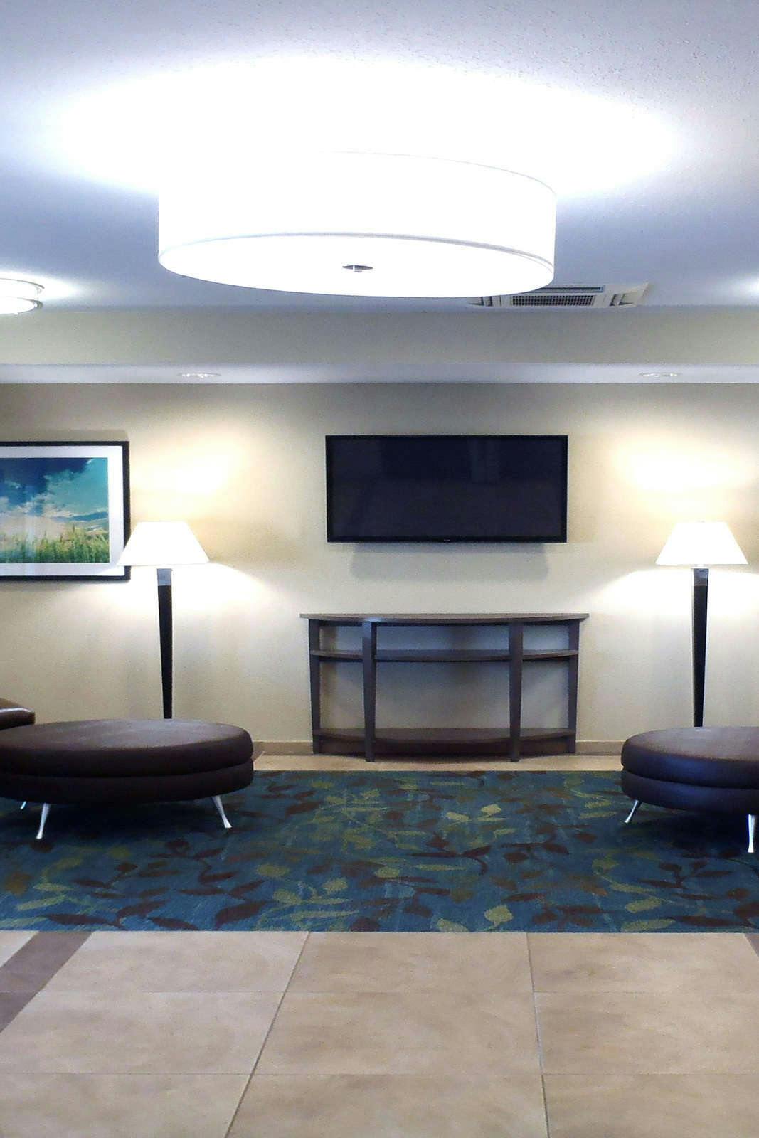 Hotel Candlewood Suites Harlingen photo 5