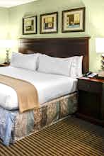 Hotel Holiday Inn Express & Suites Atlanta Buckhead photo 1