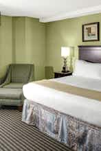 Hotel Holiday Inn Express & Suites Atlanta Buckhead photo 4