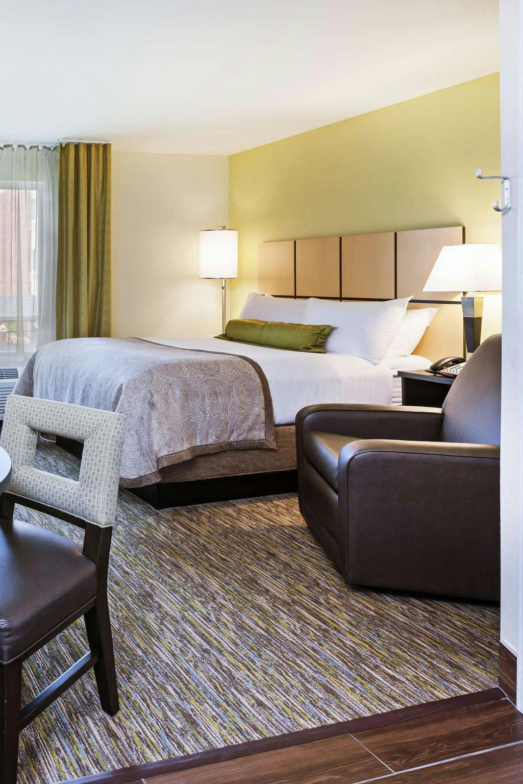 Hotel Candlewood Suites San Angelo TX photo 4