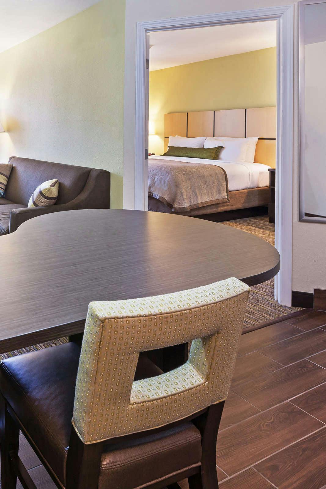 Hotel Candlewood Suites San Angelo TX photo 5