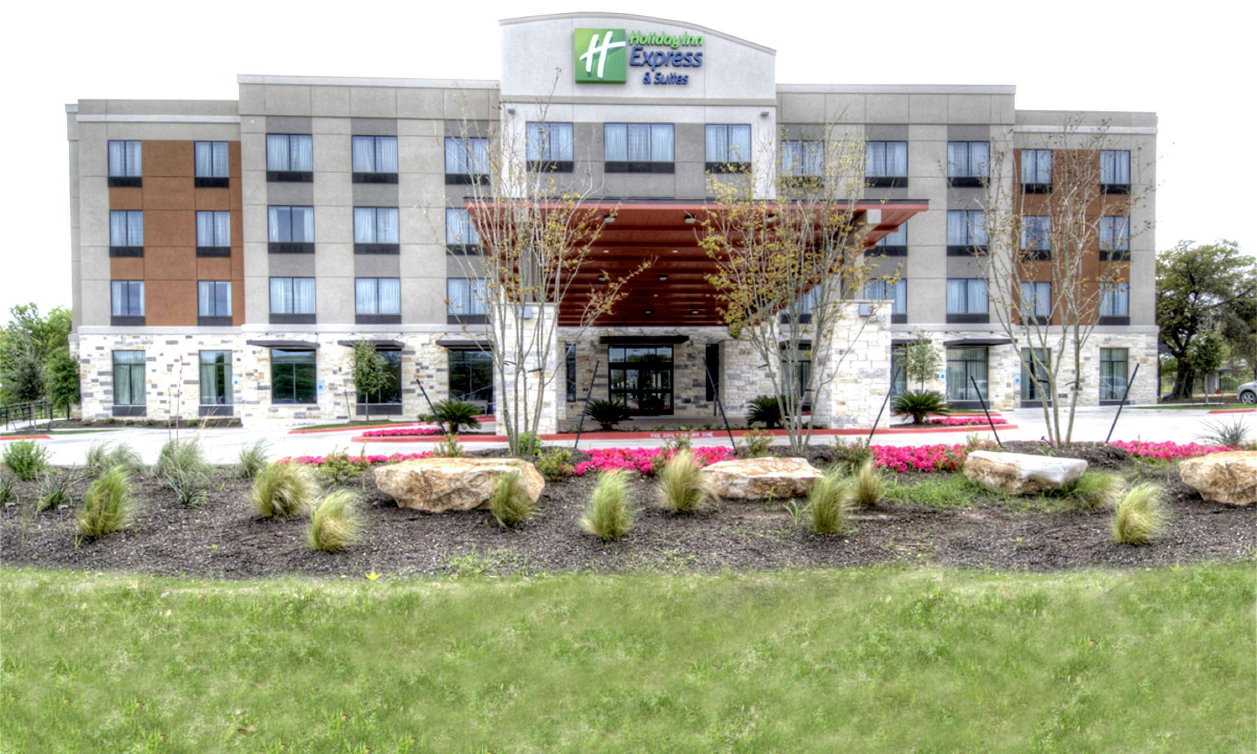 Holiday Inn Express & Suites Austin South