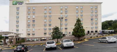 Holiday Inn Express & Suites Baltimore West Catonsville