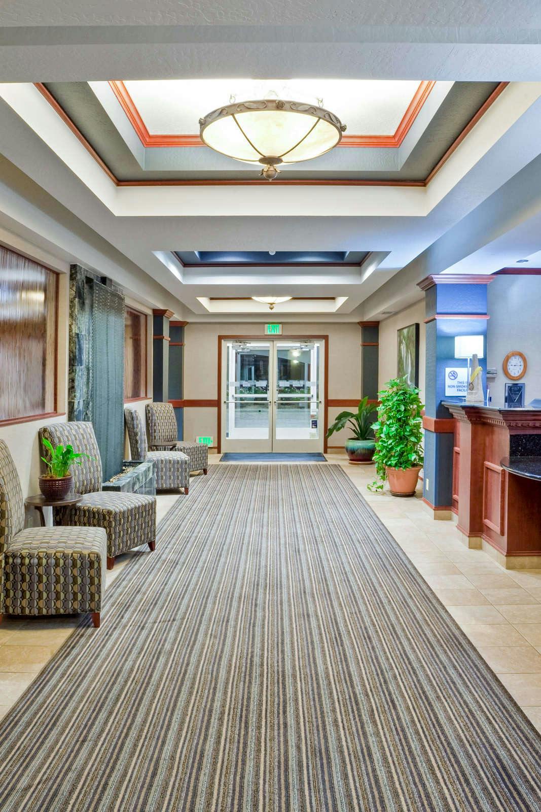 Hotel Holiday Inn Express & Suites Ashland photo 5