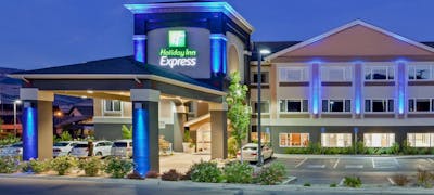 Holiday Inn Express & Suites Ashland