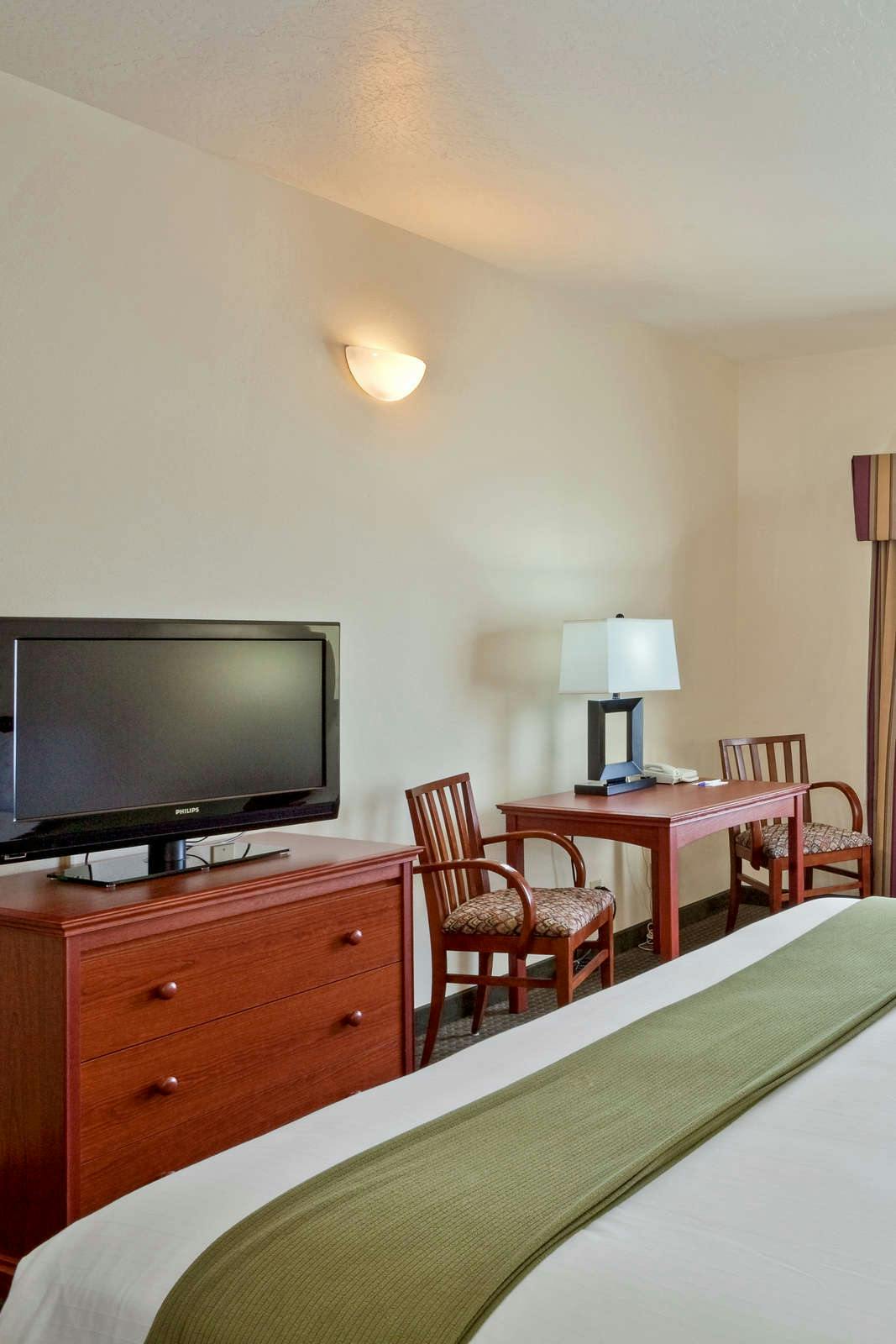 Hotel Holiday Inn Express & Suites Ashland photo 2