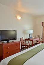 Hotel Holiday Inn Express & Suites Ashland photo 2