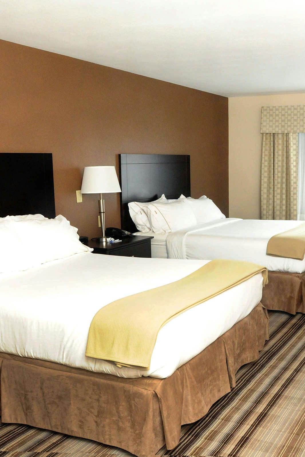 Hotel Holiday Inn Express & Suites Cambridge photo 4