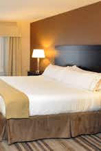 Hotel Holiday Inn Express & Suites Cambridge photo 3