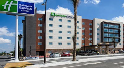 Holiday Inn Express & Suites Celaya
