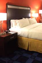 Hotel Holiday Inn Express & Suites Columbia Univ Area Hwy 63 photo 1