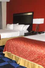 Hotel Holiday Inn Express & Suites Columbia Univ Area Hwy 63 photo 4