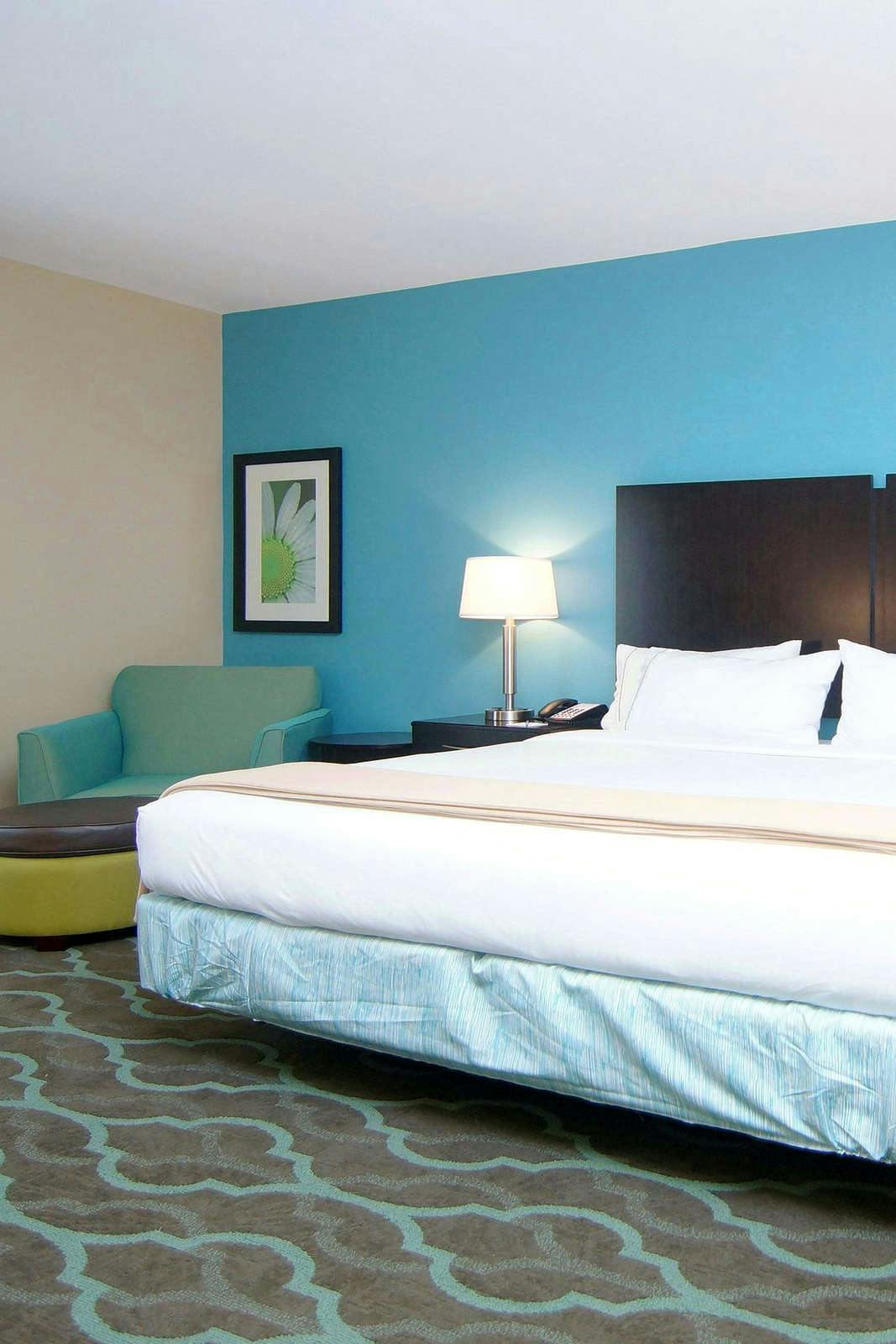 Hotel Holiday Inn Express & Suites Cuero photo 3