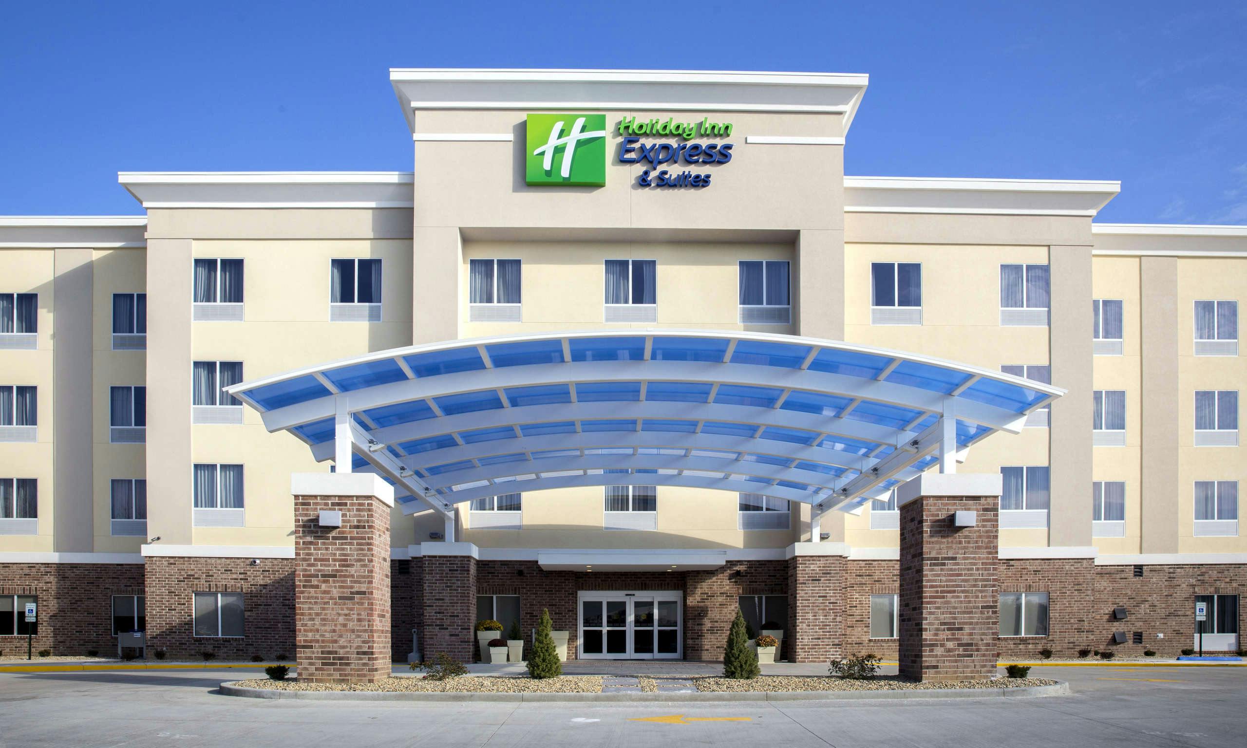 Holiday Inn Express & Suites Edwardsville