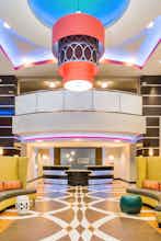 Hotel Holiday Inn Express & Suites Eureka photo 1