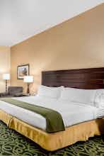Hotel Holiday Inn Express & Suites Atascadero photo 1