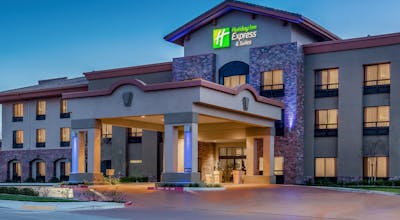 Holiday Inn Express & Suites Atascadero