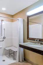Hotel Holiday Inn Express & Suites Atascadero photo 5