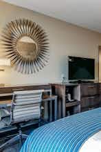 Hotel Holiday Inn Express Fargo SW I-94 45th Street photo 2