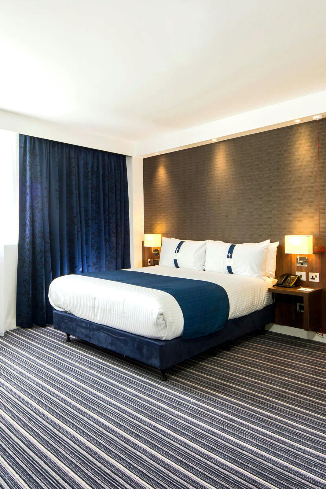 Hotel Holiday Inn Express Wakefield photo 5