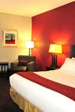 Hotel Holiday Inn Express Cloverdale (Greencastle) photo 2