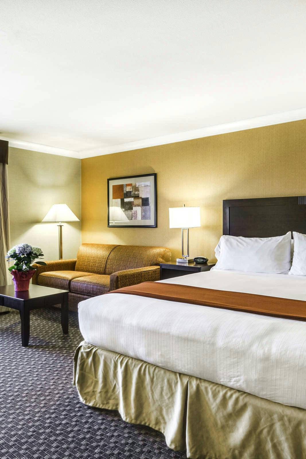 Hotel Holiday Inn Express Castro Valley photo 2