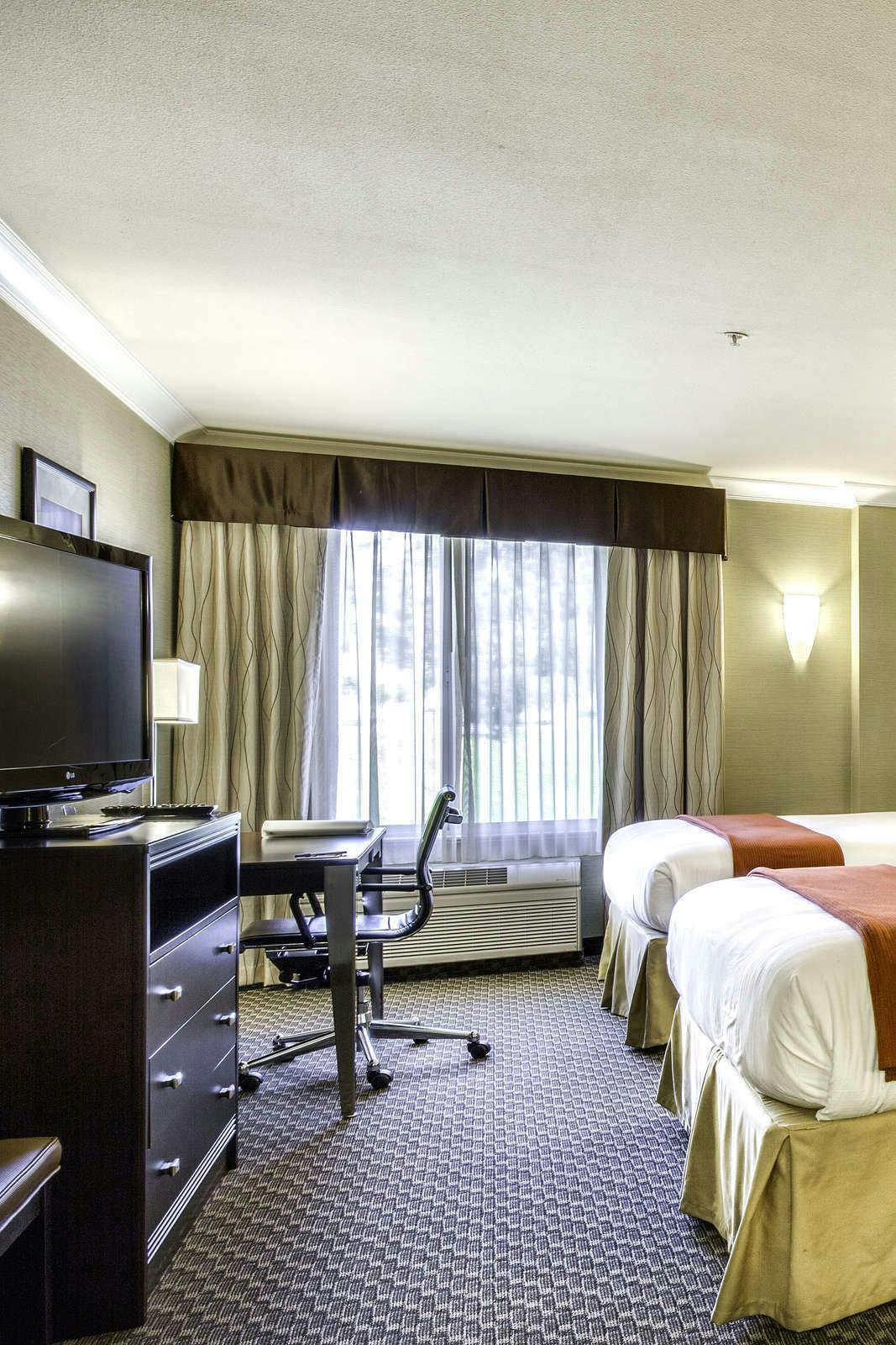 Hotel Holiday Inn Express Castro Valley photo 4