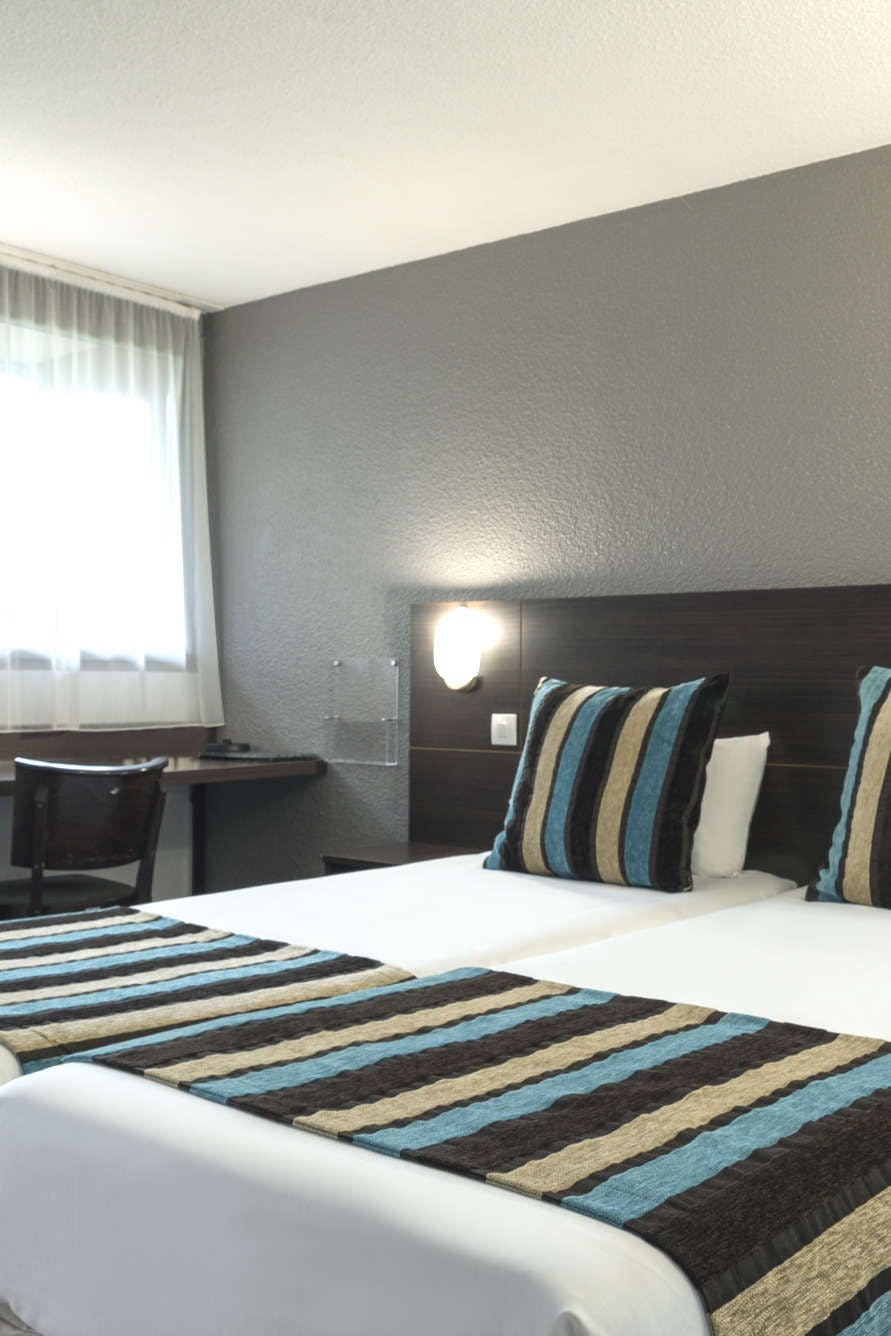 Hotel The Originals City,Hotel Amarys, Biarritz Aeroport photo 5